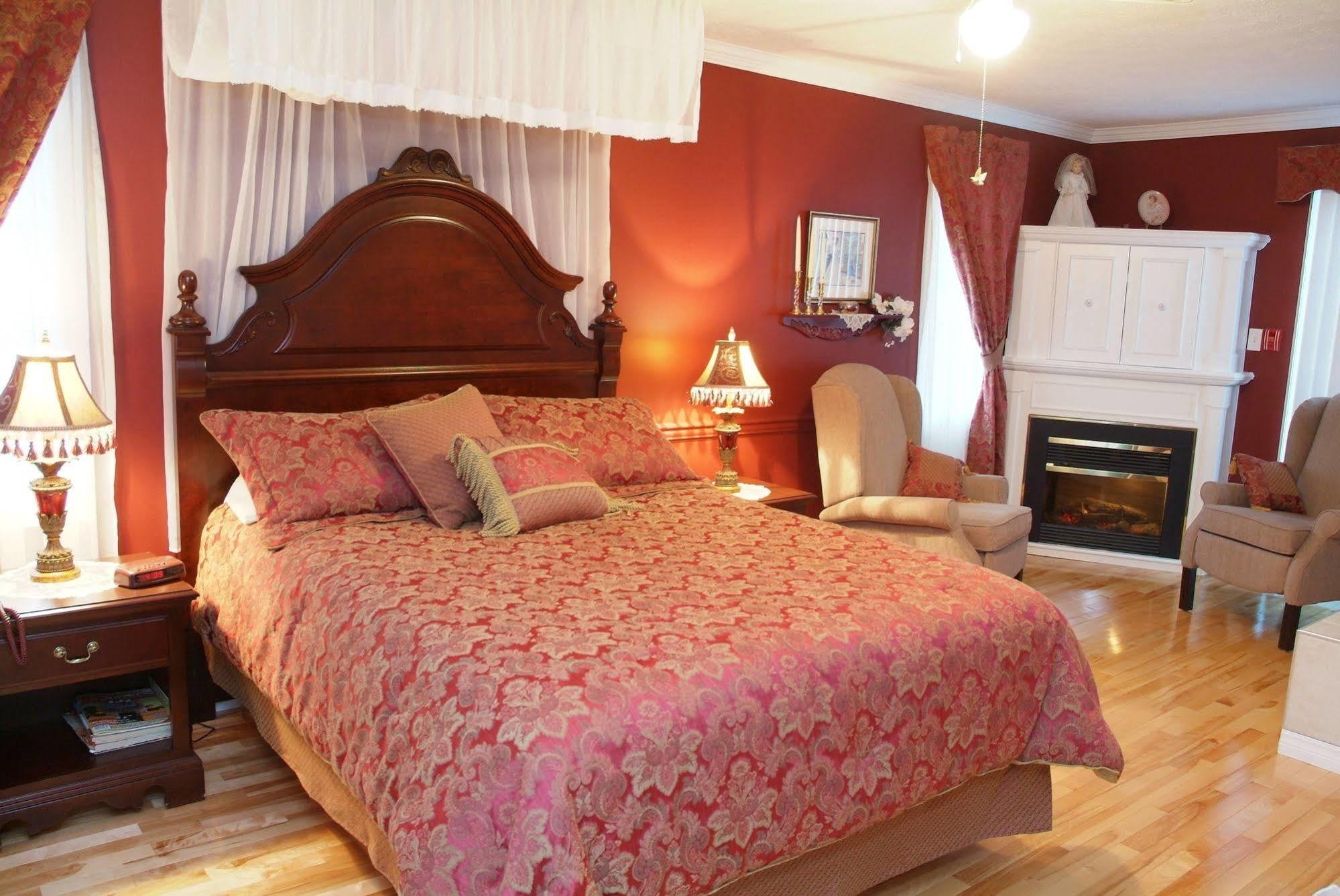 Cote'S Bed & Breakfast Grand Falls Bagian luar foto